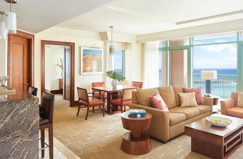 Paradise Island Condo | 2BR Oceanfront Suite – The Reef Atlantis, Full Kitchen & Balcony Sleeps 9