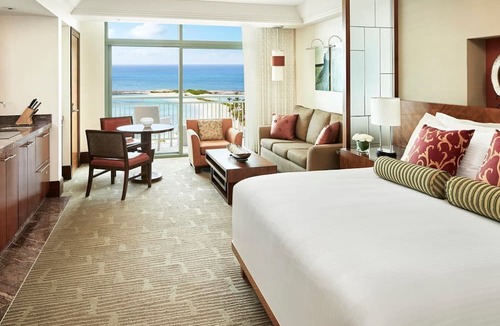 Paradise Island Condo | 2BR Oceanfront Suite – The Reef Atlantis, Full Kitchen & Balcony Sleeps 9