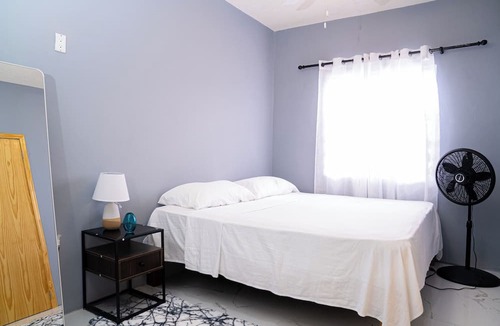 Jennings Apartment | Chenko Villas & Cars