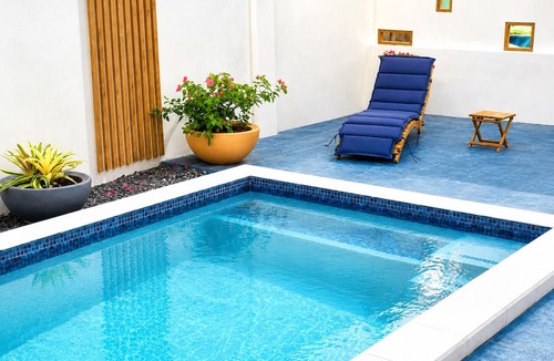 Lance aux Epines Apartment | Modern 2-Bedroom Apt Free Airport Pickup
