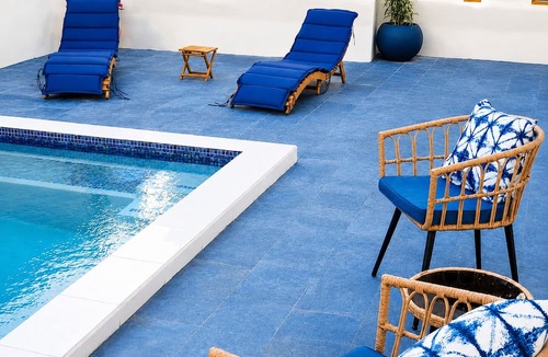 Lance aux Epines Apartment | Modern 2-Bedroom Apt Free Airport Pickup