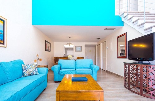 Bahama Reef Apartment | Ocean Reef Yacht Club & Resort