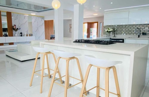 Santiago de los Caballeros Villa | Pastel Room Chef & Pool in the Mansion