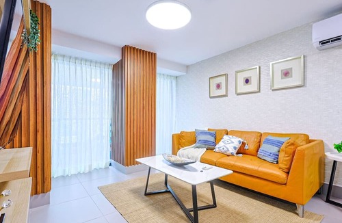 Downtown Santo Domingo Apartment | Luxury Centric Apt with Pool, Full AC, Fast Wi-Fi, Stunning City Views