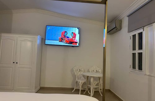 Boca Chica Apartment | Chic hotel suite in fabulous Boca Chica with WiFi, AC