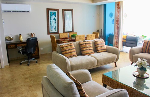 Maxwell Condo | White Sand Beach Front, Turquois Blue Ocean View, Pools, Hot tub, Guarded,5 star
