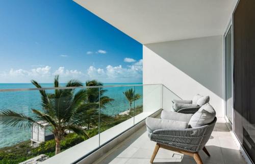 Leeward Settlement Villa | Ocean Dream 5 BR Villa Aqua