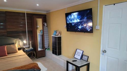 La Fargue Apartment | Comfort Suites - Studio Two