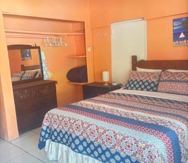 Seatons Village Apartment | Ellen Bay Cottages