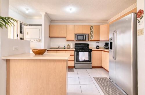Mango Walk Apartment | Vacation Getaway in Mango Walk Country Club