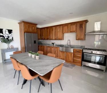 Soufriere Apartment | Villa Verte w pool