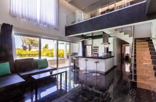 Playa Chiquita Villa | Sosua Ocean Village, Villas Nuevas con piscinas privadas!