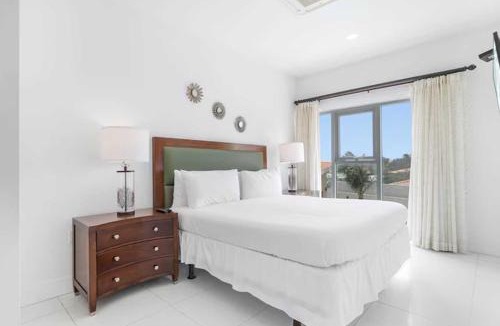 Turibana House | AL207 -Resort Pool-Beach Tennis court- 2BR condo-Close to Palm Beach