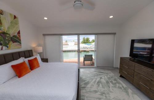 Jolly Harbour House | 247B Waterfront Villa on South Finger, Jolly Harbo