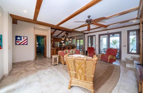 Surfside Villa | Surfside Gecko - Large Oceanfront Villa with Pool Close to Village