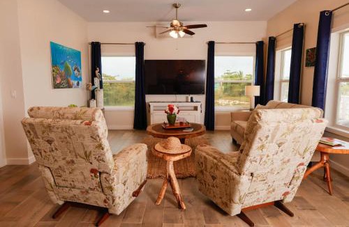 Hopkins Hotel | The Lodge at Jaguar Reef