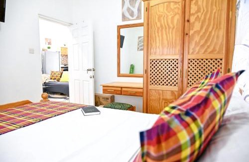Kingstown Apartment | Joyces Highview