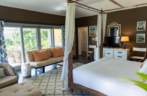 Dunmore Town House | Beehive Harbour Island, Luxury Dream World on the Bay, Private d home