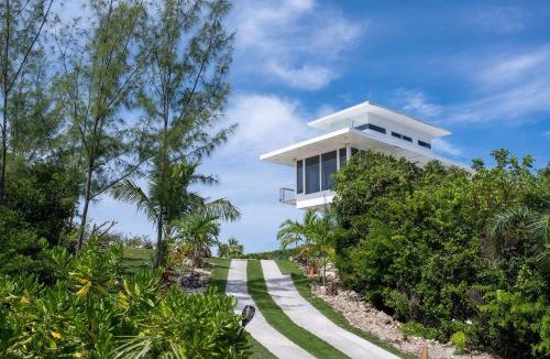 South Palmetto Point House | Sky Cove home