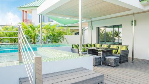 All Saints Apartment | Apt 4 The Grove Residences