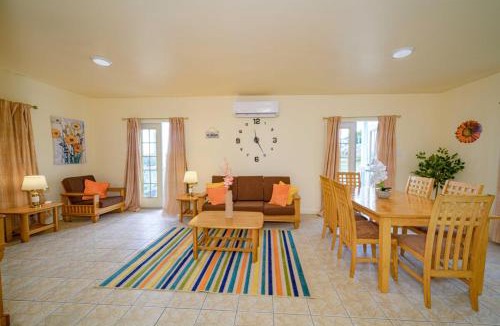 Dickenson Bay Apartment | The Sweet Papaya