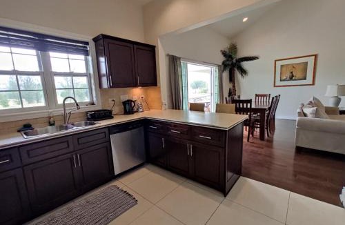 Jolly Harbour Apartment | Colibri Court Antigua