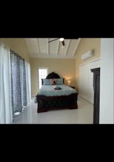 Orange Bay Villa | Ann's Home Away from Home