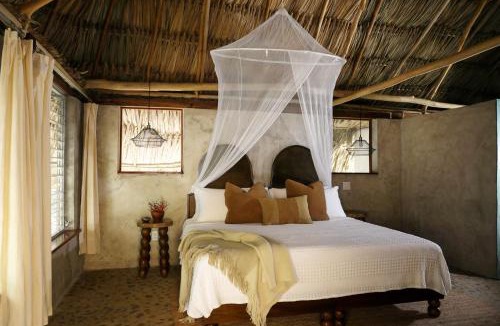 Teakettle Village Resort | Jade Jungle Resort