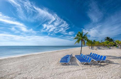 Freeport Resort | Viva Fortuna Beach by Wyndham, A Trademark All Inclusive