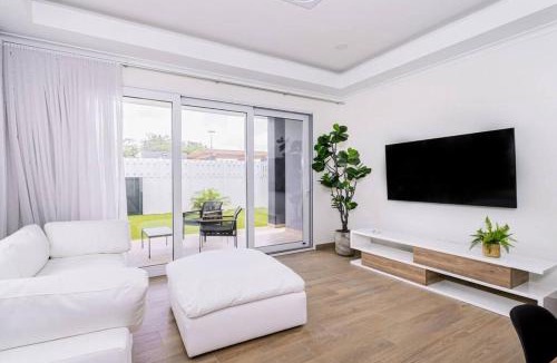 Bubali Villa | New 5BR 3BA Villa Biba Dushi 3-min EAGLE BEACH
