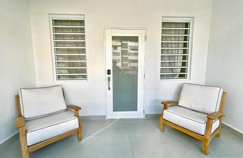 Parque Apartment | Breathtaking 3-Br Beachside Apt