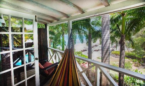 Fryes Beach Hotel | COCOS Hotel Antigua - All Inclusive - Adults Only