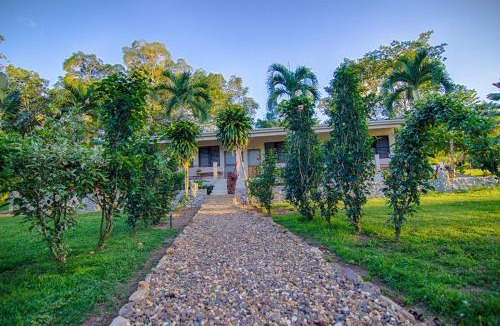 Hopkins Resort | Bocawina Rainforest Resort