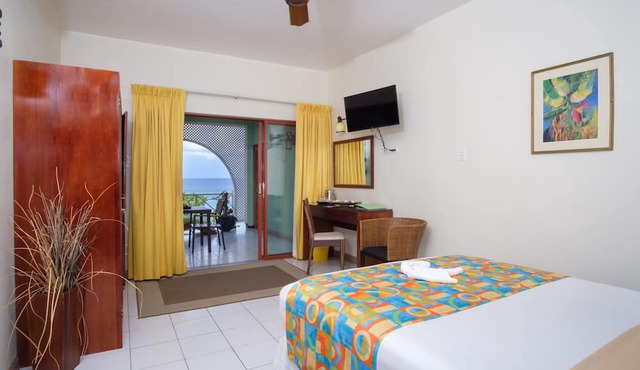 Hibiscus Lodge