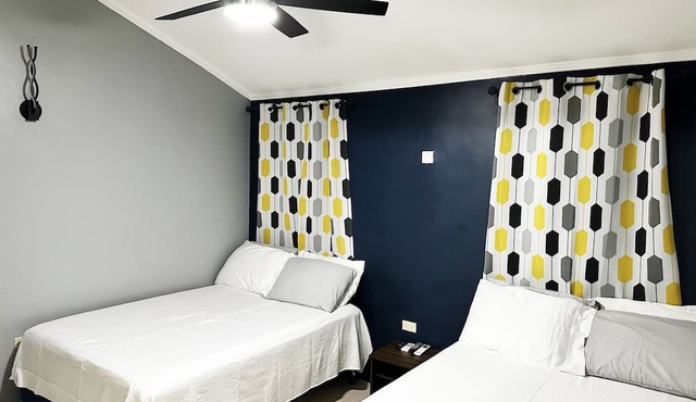 Cozy Crib 5mins from the airport