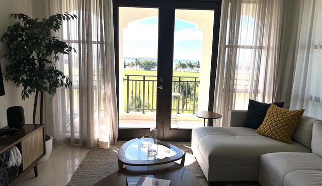 The Country Club Residences at Grand Reserve