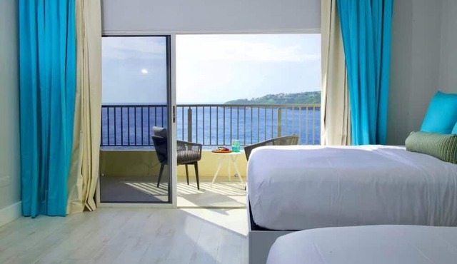 LA Vue Boutique Hotel & Beach Club