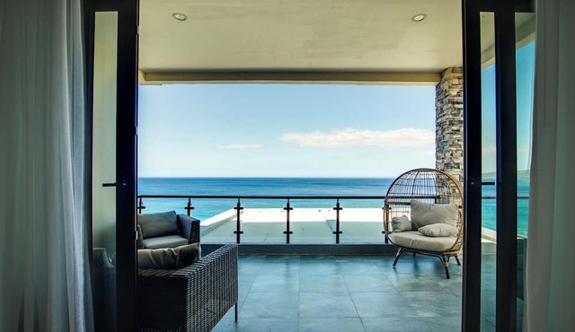 Luxury Oceanfront Villa Fully Staffed