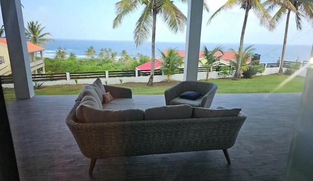 Coconut Breeze SVG - 1 bdrm seaview apt
