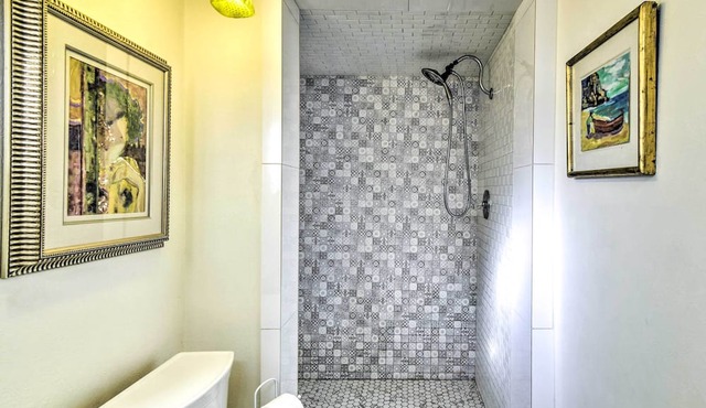 Historical Portland Home < 2 Mi to Downtown! in Portland