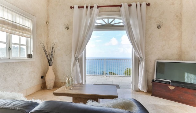 Cayman Villa - Contemporary 4 bedroom Villa with Stunning Ocean Views 4 Villa by RedAwning