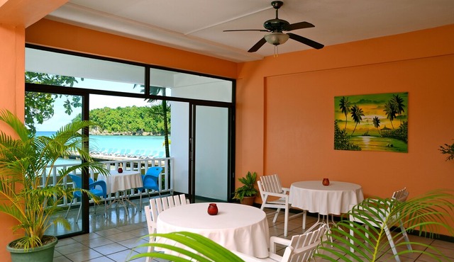Kaz Kreol Beach Lodge & Wellness Retreat