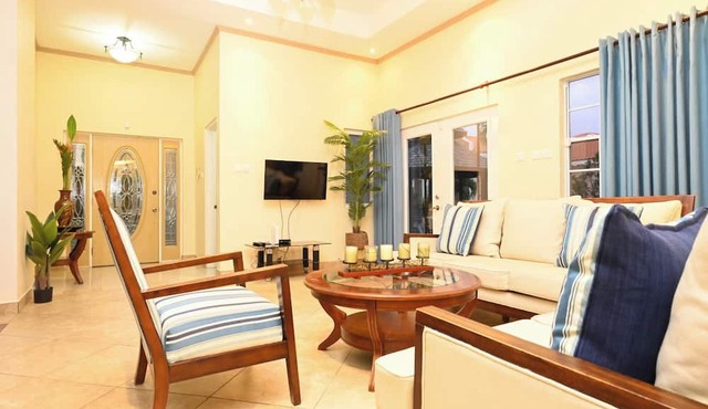 Tee Joys Villa