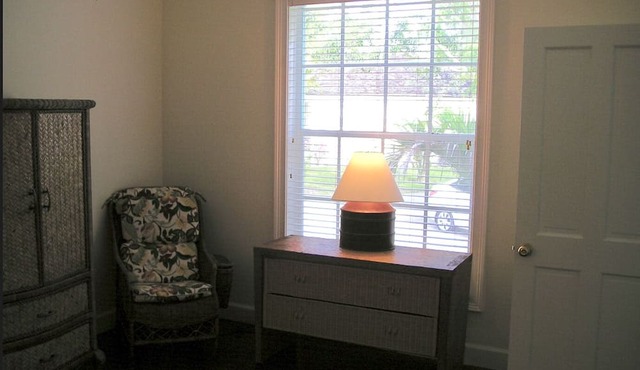 The Blue Inn Villa, 3 Bedroom Vacation Home