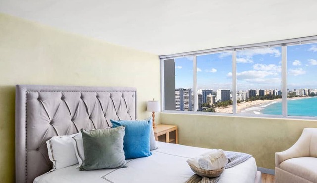 The Penthouse SJU 6BDR+7BA |Sleep 20| Million$View