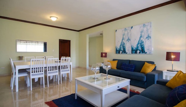 Harmony 3BR Apartment in the Heart of Piantini Nightlife