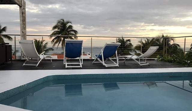 PentHouse Ocean views, Top-Roof Pool,10 Steps to Beach, Groups, max.9 2bed/2bath