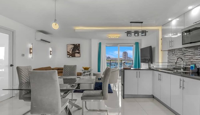Centrally Located Studio | Gated Access + Parking