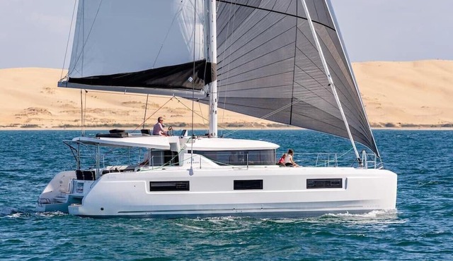 Caribbean Dream: Sun-Soaked Sailing Adventure from Antigua and Barbuda