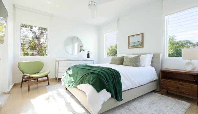 Villa Maria Hidden Gem in Miramar, SJ | Power Generator, Water Cistern, Parking
